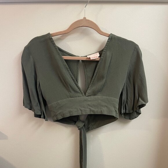 XS/S Showpo Olive Green Crop Top - Picture 1 of 4